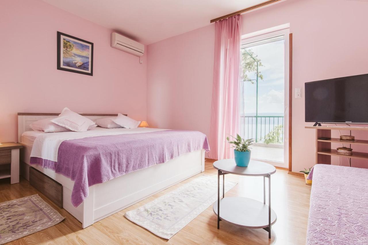 Apartment Kuzmanić Lokva Rogoznica Bagian luar foto
