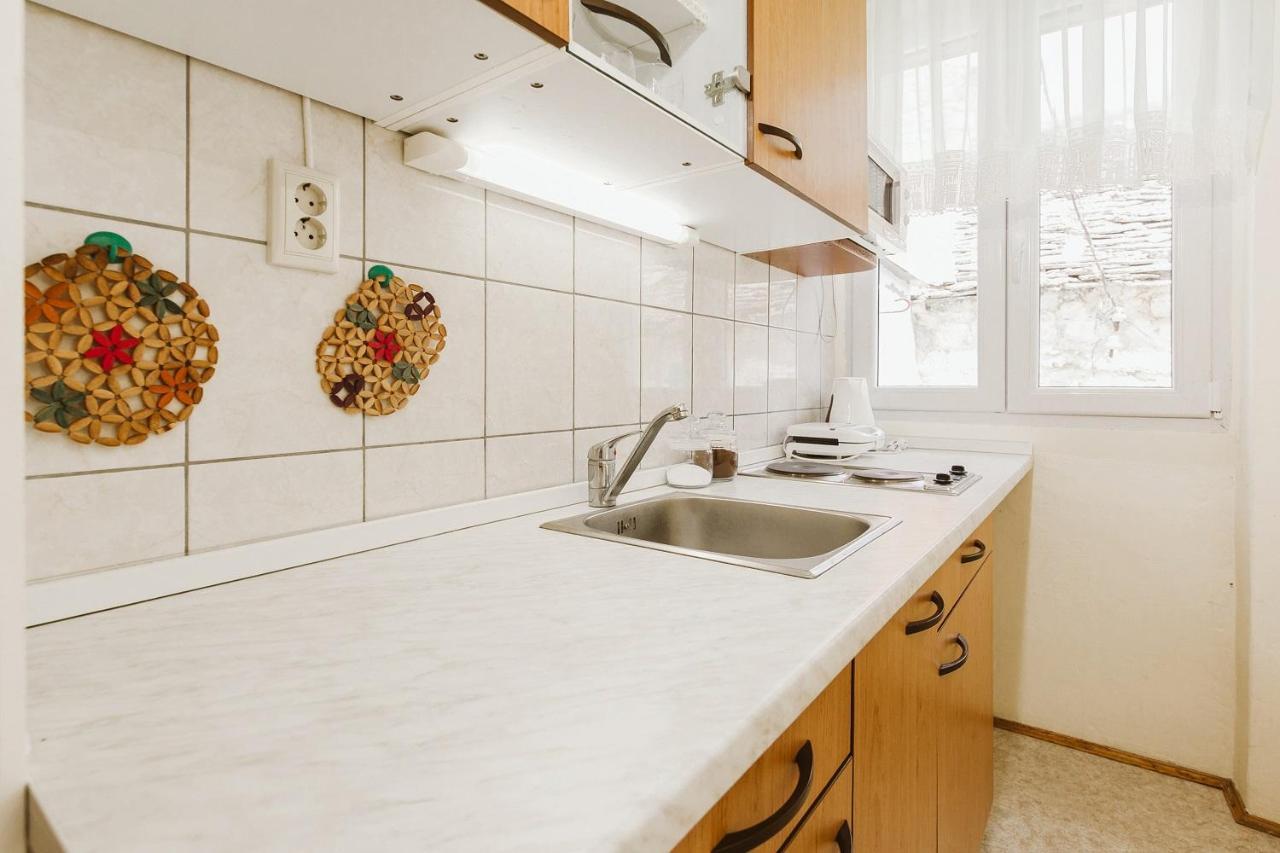 Apartment Kuzmanić Lokva Rogoznica Bagian luar foto